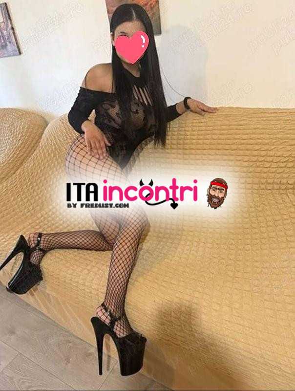 bellissima sexy alina 🥳🥳appena arrivata mi sposto anche .a casa tua . o hotel 😘 😘 😘