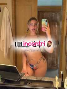 ogli❤️massaggi disponibili e buona pipa al miele 😘
