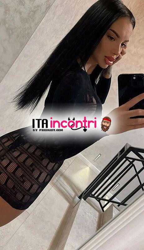 se desideri gustare delle esperienze piacere contattami sono qui te❤❤❤