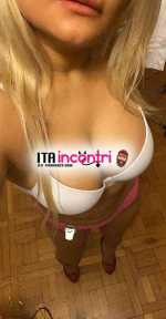 bella ragazza bionda formosa italianissima provare credere 💋