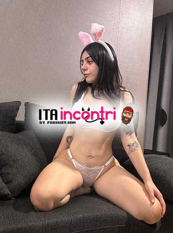 per pochissimi giorni pompinara succhiatrice cazzo al naturale💋2 venute   ingoio