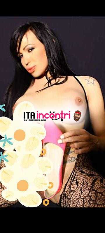 trans   anaconda  denise colto appena arrivata olbia  mare  veni    mio latte caldo subito 