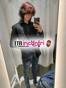ragazzo cerca 2 ragazze