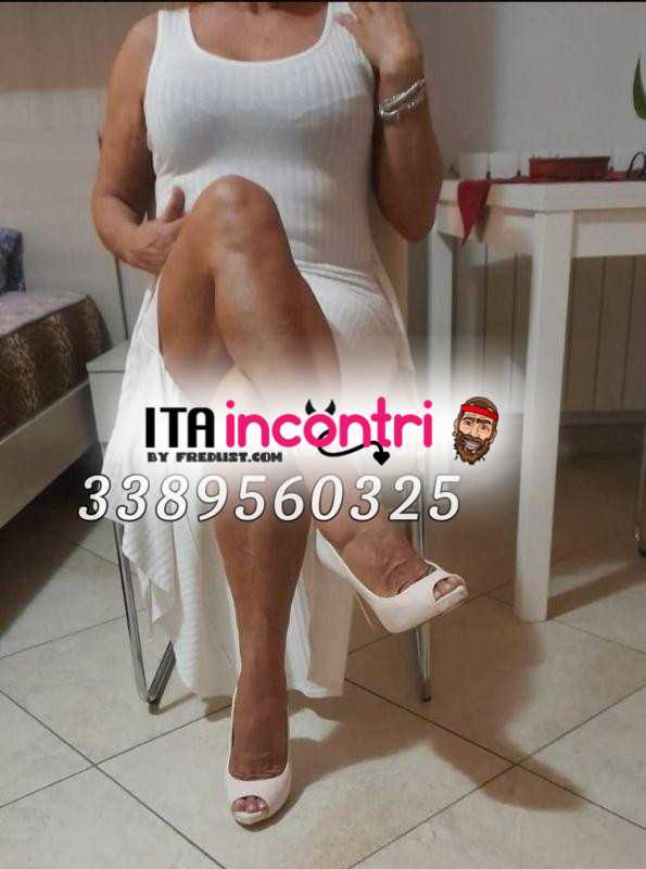 francesca donna dolce raffinata delicata 💕pelle morbida e profumata te che desideri donna sensuale italiana