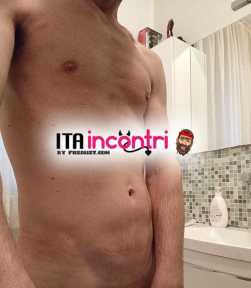 giovane single serio educato non mercenario coppie pari requisiti