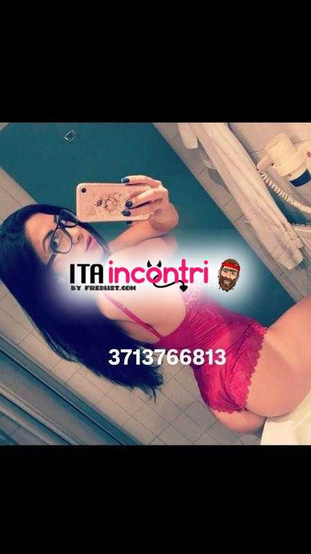 erika 🍒 mega pompeselvaggia.foto originali puoi anche stamparle troverai al 100 bellissima ragazza che vedi foto 💖
