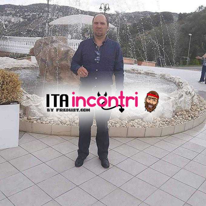 uomo cerco coppia fidanzati sposati