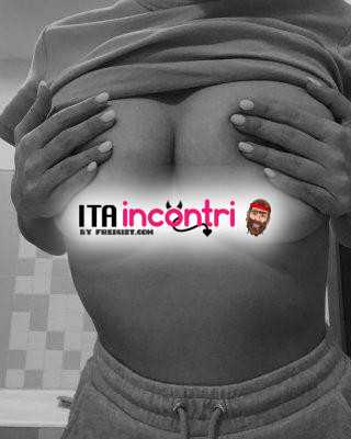pocchi giorni 🔥💦prima volta👅 💦‼️ 🦋new🦋 new🦋 ❤️stupenda ragazza pompino scoperto molto feminile 🍒✨bomba 💣😈🥵sexi peccato 🥰🥵 
