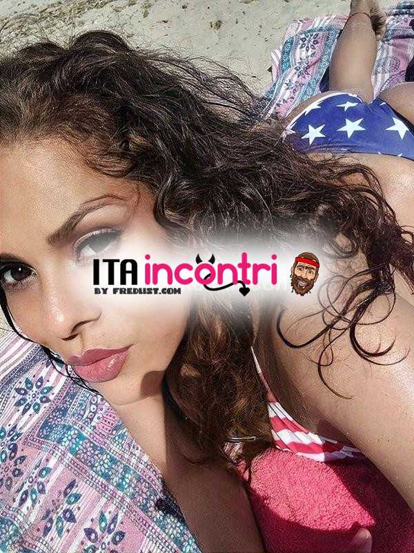 tornata kelly top trans ad assemini più calda che mai
