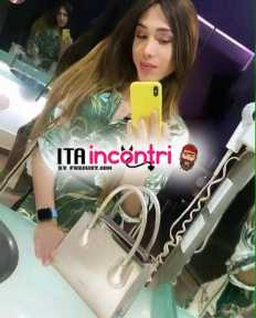sono natalia ragazza molto accomodante ed educata sono attiva e passiva completa amorevole e fantastica spero farti divertire cazzo