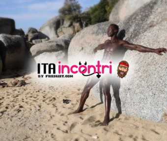 bel nero modello superdotato coppia o singola 
a napoli solo domenica