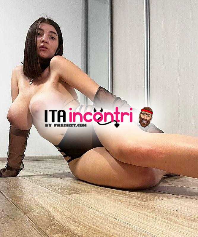valeria💋🦋bella provocante sono vera tentazione cosi mi vedi foto😍.patatina pulita e tutta leccare.