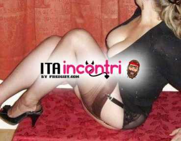 🇮🇹 italiana cogli l'attimo signora matura dolce completa milf che cercavi 🇮🇹
